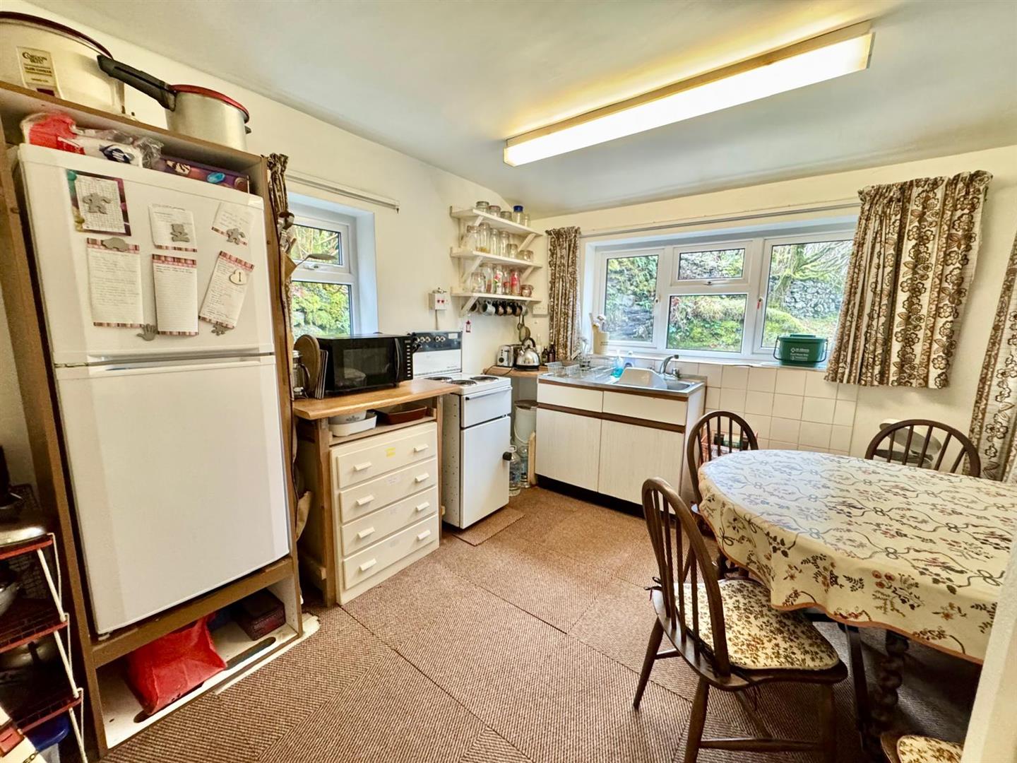 PHOTO-2025-12-04-20-56-36 (1).jpg